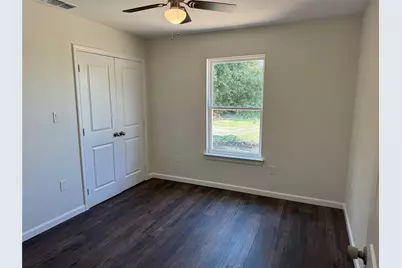 1501 College Street #1503, Grand Prairie, TX 75050 - Photo 4