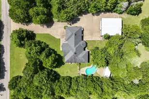 401 Rugged Dr, Red Oak, TX 75154 - Photo 2