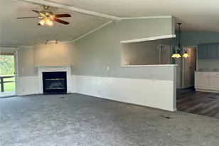 1114 Spring Flower Dr, Krum, TX 76249 - Photo 4