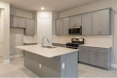 913 Ponds Edge Lane, Euless, TX 76040 - Photo 10