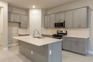 913 Ponds Edge Ln, Euless, TX 76040 - Photo 10