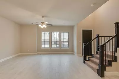 913 Ponds Edge Lane, Euless, TX 76040 - Photo 6
