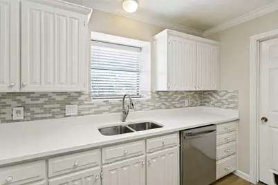 7604 Blossom Drive, Fort Worth, TX 76133 - Photo 10