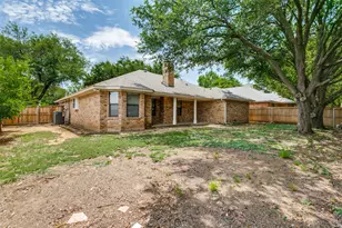 7604 Blossom Dr, Fort Worth, TX 76133 - Photo 24