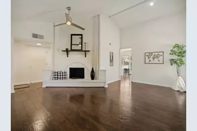 2036 Apple Valley Road, Plano, TX 75023 - Photo 6