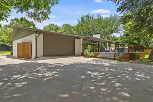 3620 Pallos Verdas Dr, Dallas, TX 75229 - Photo 32