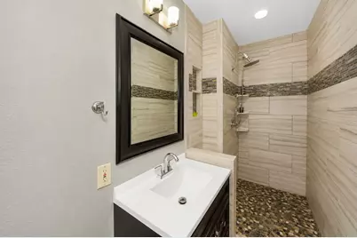 3056 Primrose Lane, Farmers Branch, TX 75234 - Photo 20