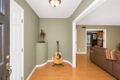 3056 Primrose Lane, Farmers Branch, TX 75234 - Photo 6
