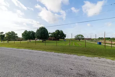 448 County Road 4287, Decatur, TX 76234 - Photo 32