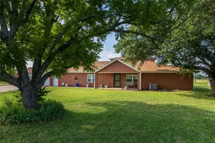 448 Co Rd 4287, Decatur, TX 76234 - Photo 2
