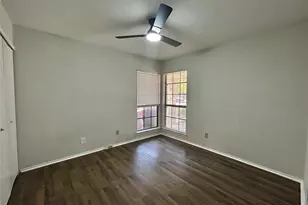 4205 Greencrest Dr, Arlington, TX 76016 - Photo 16