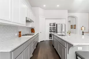 2813 Black Walnut St, McKinney, TX 75071 - Photo 6