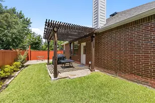 3216 Paradise Valley Dr, Plano, TX 75025 - Photo 2