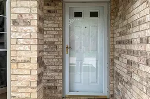 205 Branch Bend, Euless, TX 76039 - Photo 2