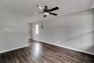 412 E Fogg St, Fort Worth, TX 76110 - Photo 6