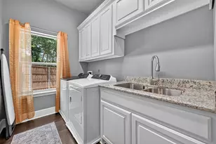308 Familia Ct, Azle, TX 76020 - Photo 14