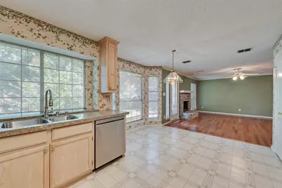 1936 Robin Lane, Flower Mound, TX 75028 - Photo 10