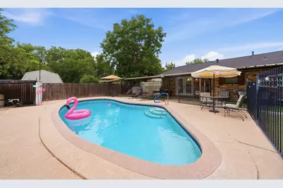 520 Thompson Drive, Saginaw, TX 76179 - Photo 24