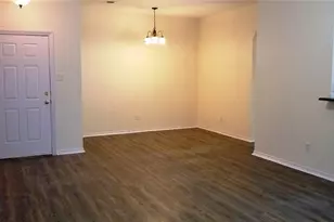 100 Commonwealth Cir, Waxahachie, TX 75165 - Photo 6