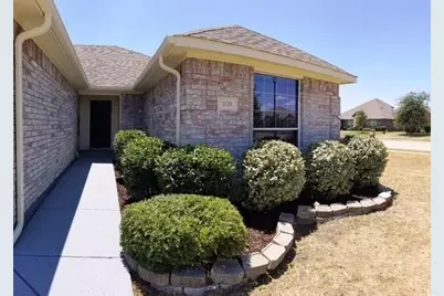 100 Commonwealth Circle, Waxahachie, TX 75165 - Photo 2