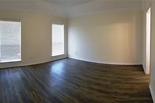 100 Commonwealth Cir, Waxahachie, TX 75165 - Photo 10