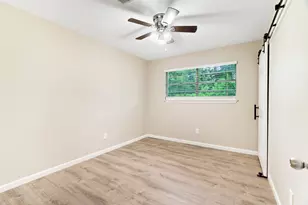 2235 Pine Bluff St, Paris, TX 75460 - Photo 10