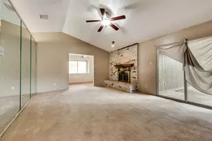 3702 Lofland Ln, Rowlett, TX 75088 - Photo 4