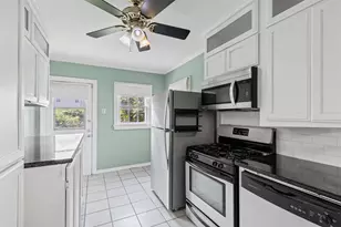 5834 Goodwin Ave, Dallas, TX 75206 - Photo 16