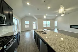 1424 Avalon Ct, Celina, TX 75009 - Photo 4