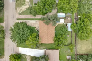 419 S Williams St, Hamilton, TX 76531 - Photo 40