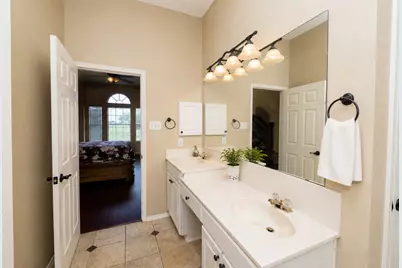 1481 Parkwood Drive, Carrollton, TX 75007 - Photo 14