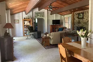 914 Kiowa Dr W, Lake Kiowa, TX 76240 - Photo 6