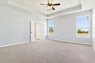 1011 Northern Oaks Ct, Springtown, TX 76082 - Photo 22