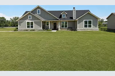 1011 Northern Oaks Court, Springtown, TX 76082 - Photo 1