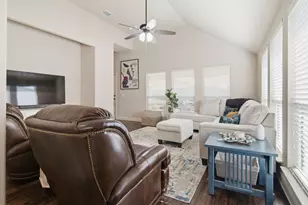 212 Spruce Valley Dr, Justin, TX 76247 - Photo 10