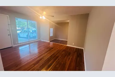 909 Laguna Drive, Denton, TX 76209 - Photo 14