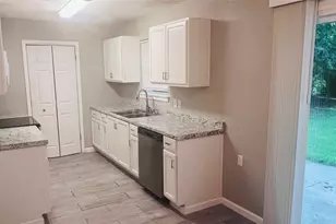 909 Laguna Dr, Denton, TX 76209 - Photo 12