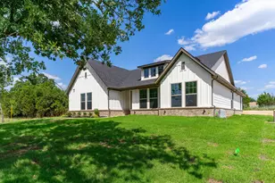 1001 Leo Ln, Poolville, TX 76487 - Photo 2