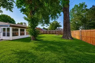 609 Warren Dr, Garland, TX 75042 - Photo 26