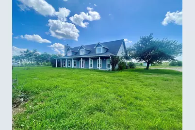 1692 Farm Road 2653 S, Brashear, TX 75420 - Photo 2
