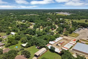 105 Oak Ln, Burleson, TX 76028 - Photo 30
