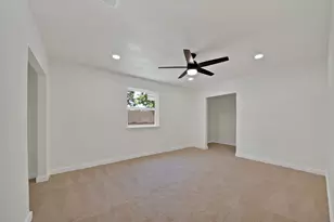105 Oak Ln, Burleson, TX 76028 - Photo 14