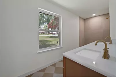 105 Oak Lane, Burleson, TX 76028 - Photo 12