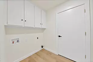 105 Oak Ln, Burleson, TX 76028 - Photo 18