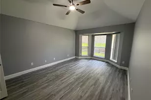 1808 Haley Cir, Carrollton, TX 75006 - Photo 10