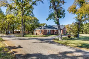 921 Corry A Edwards Dr, Kennedale, TX 76060 - Photo 26