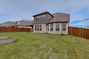 1837 Whispering Pnes Dr, Celina, TX 75009 - Photo 32
