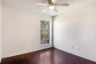 5902 Marvin Loving Dr, Garland, TX 75043 - Photo 14