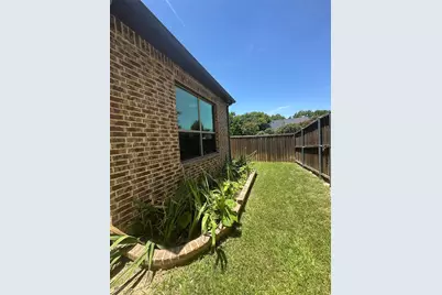 3809 Brookridge Court, Bedford, TX 76021 - Photo 32