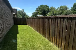 3809 Brookridge Ct, Bedford, TX 76021 - Photo 32